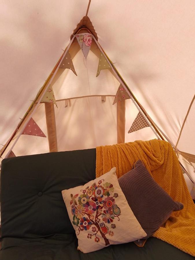 6M Emperor Tent Near Whitby With Log Burner Liverton Екстер'єр фото